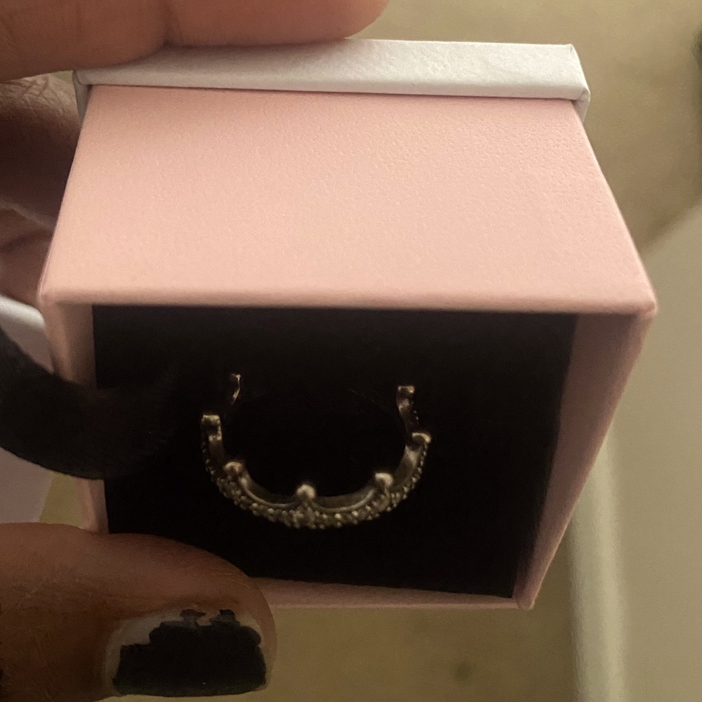 Clear Sparkling Crown Ring